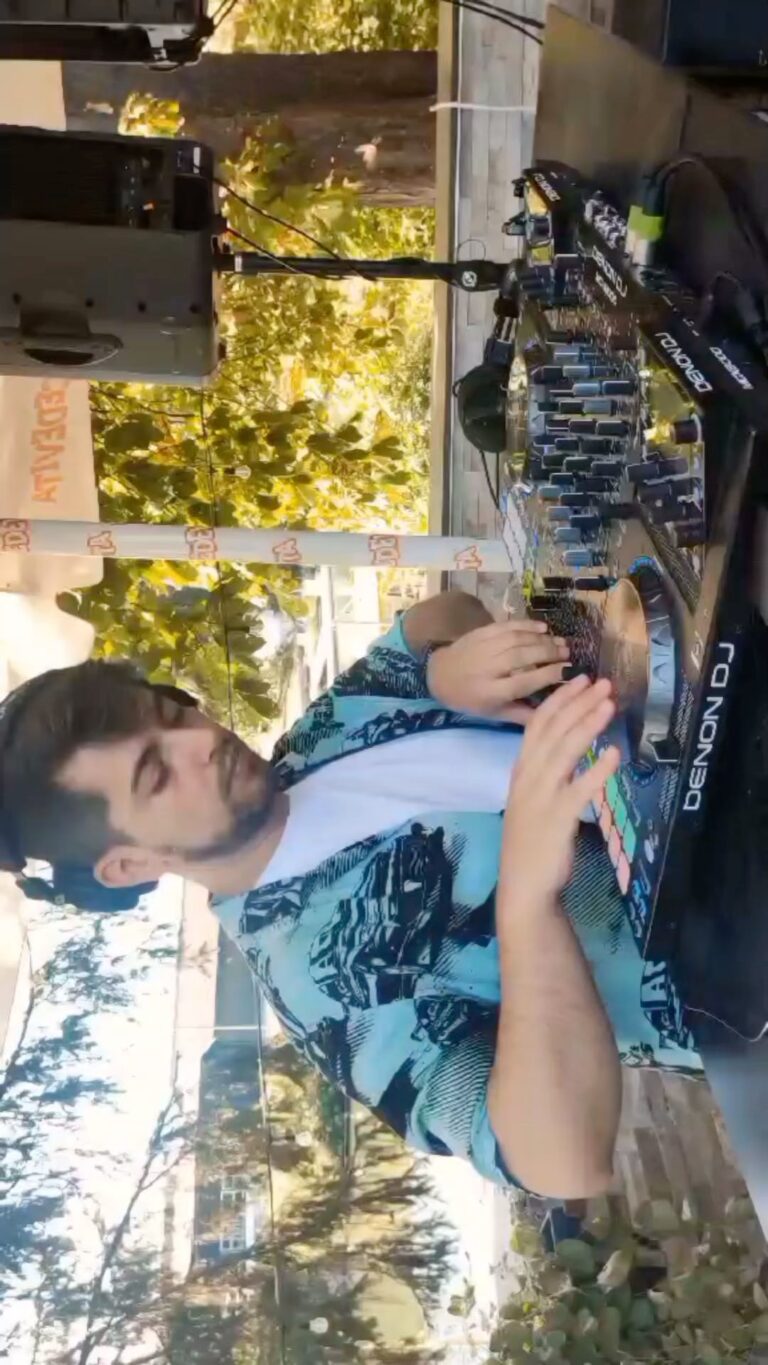 Instagram post from i.am.zayo. This post is in position 5.