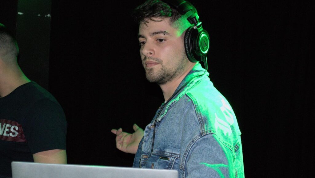 Instagram post from i.am.zayo. This post is in position 0.